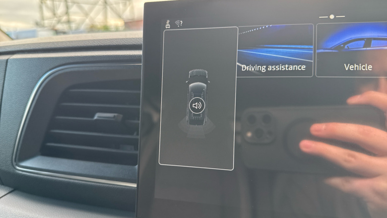 Renault Master Mwb Diesel Fwd MM35 Blue dCi 130 Advance Medium Roof Van